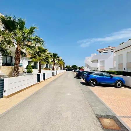 Apartment Fortuna Penthouse With Roof Terrace, Ac And Pool *